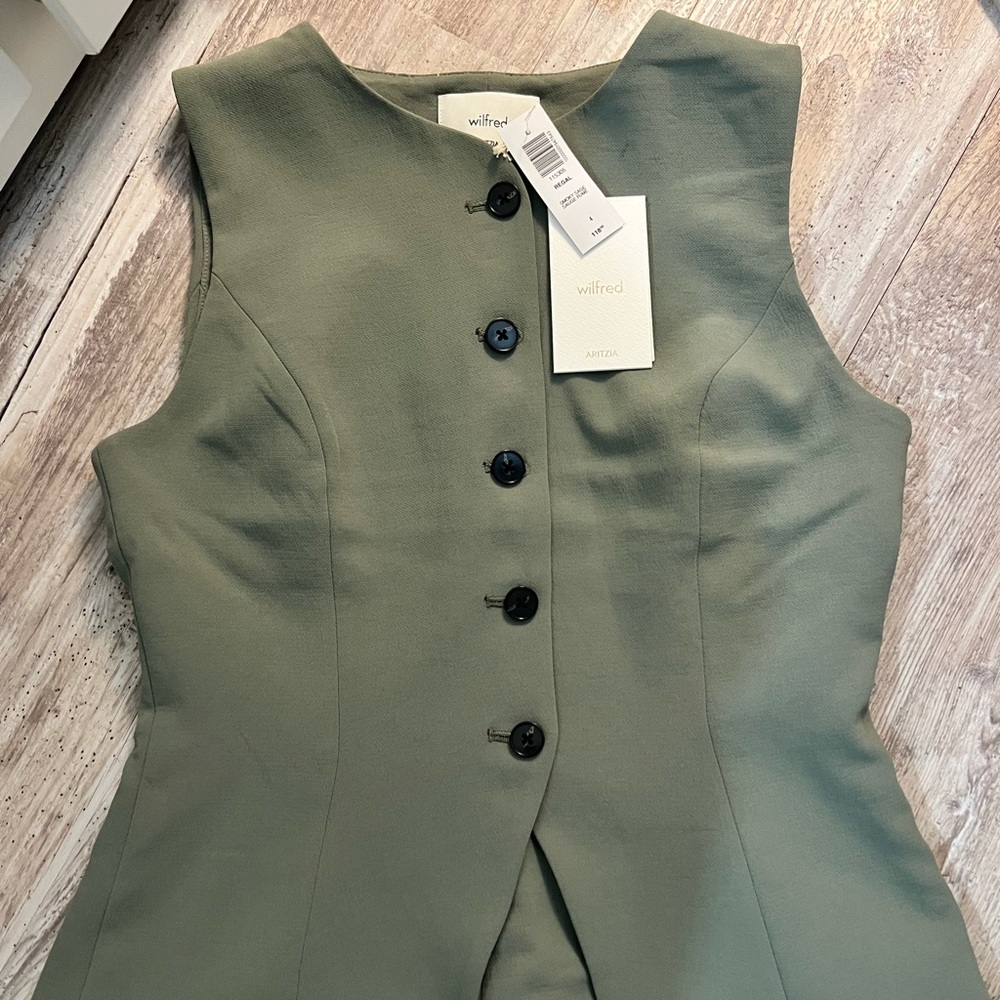 Aritzia Wilfred Regal Vest - Smokey Sage